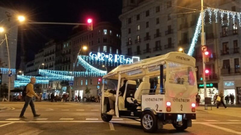 barcelona-private-christmas-lights-tour-by-eco-tuk-tuk