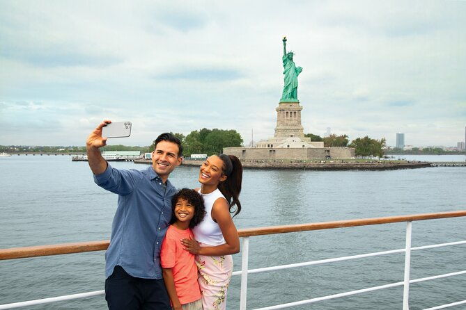 bateaux-new-york-fathers-day-buffet-brunch-cruise