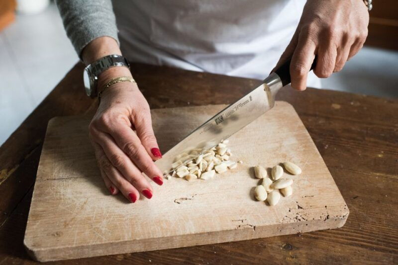 belluno-pasta-tiramisu-class-at-a-locals-home
