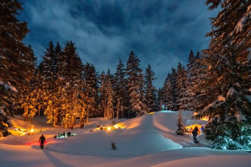 bend-cascade-mountains-snowshoeing-tour-and-bonfire