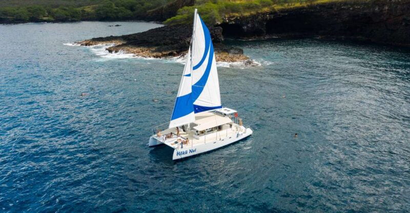 big-island-morning-snorkel-sail-to-captain-cooks-monument