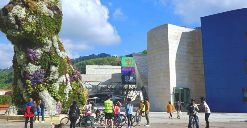 bilbao-city-highlights-guided-bike-tour