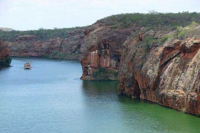 boat-ride-sao-francisco-river-the-largest-in-brazil
