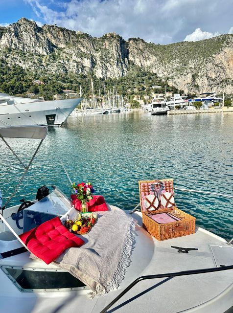 boat-tour-nice-villefranche-st-jean-cap-ferrat