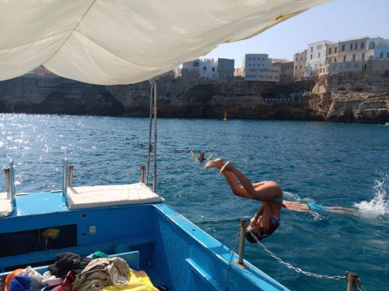 boat-trip-to-polignano-a-mare-north-of-monopoli