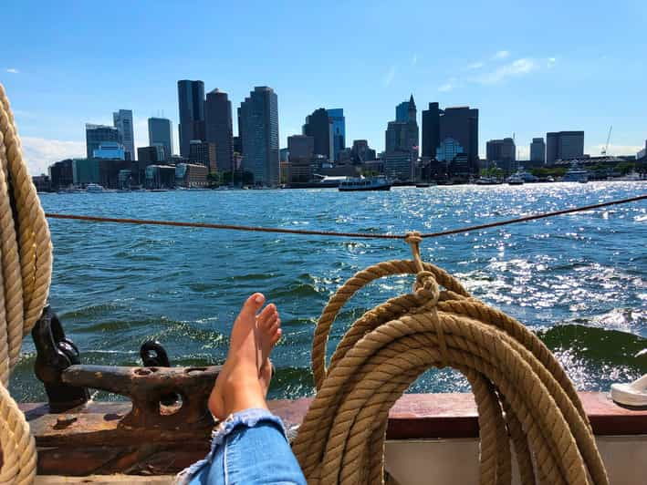 boston-tall-ship-harbor-sail-with-weekend-brunch-option