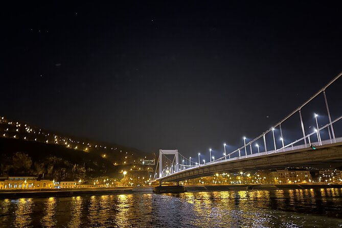 budapest-evening-sightseeing-cruise-with-your-own-chauffeur