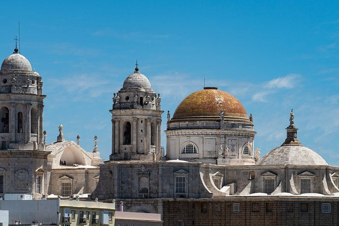 cadiz-private-walking-tour-with-a-professional-guide