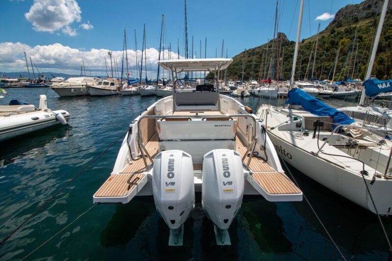 cagliari-luxury-motorboat-tour-with-3-swim-stops-wine