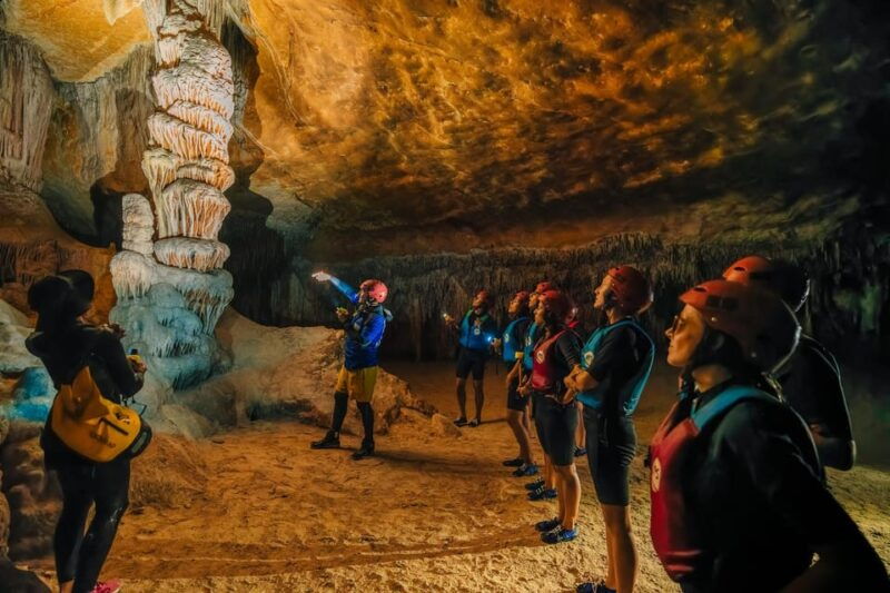 cala-varques-guided-sea-caves-kayak-snorkeling-expedition