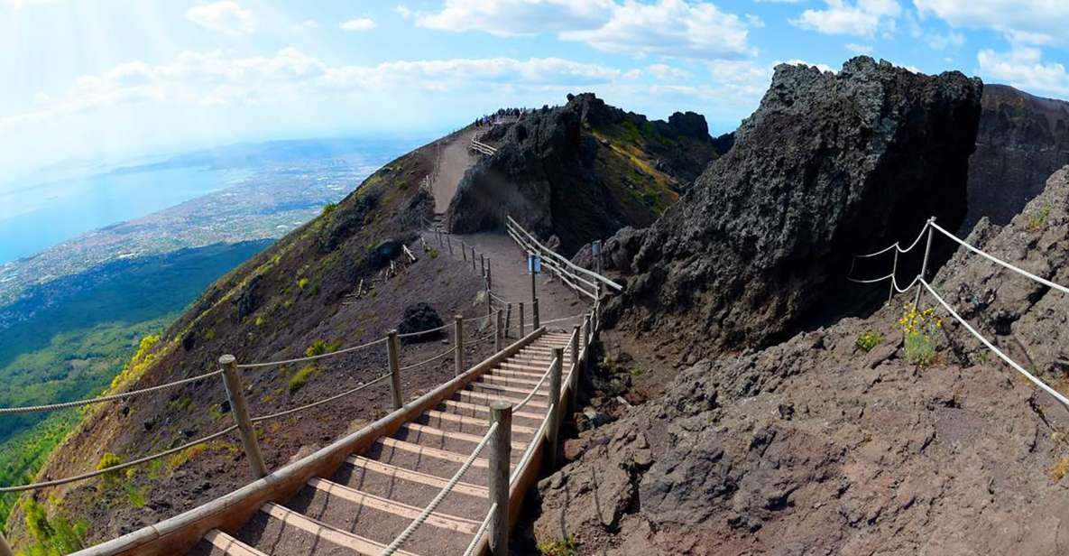 campania-express-train-pompeii-tour-with-vesuvius-or-winery