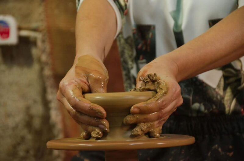 cappadocia-pottery-experience-watch-and-then-try