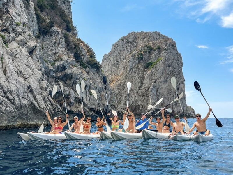 capri-caves-and-beaches-kayaking-tour