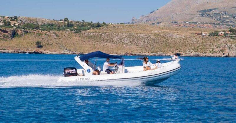 castellammare-del-golfo-private-dinghy-rental-with-license