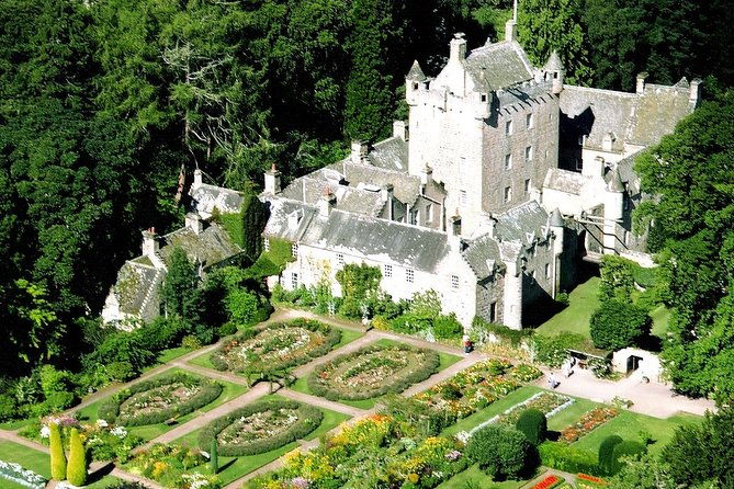 cawdor-castle-clava-cairns-and-culloden-battlefield