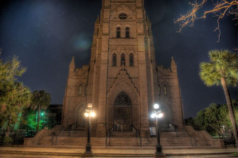 charleston-death-and-depravity-ghost-walking-tour