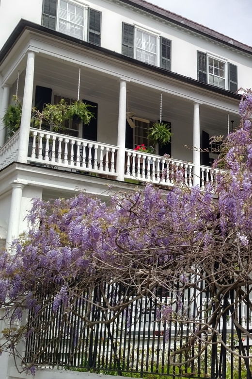 charleston-historical-walking-tour-with-storytelling