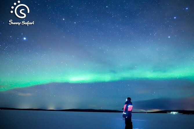 chasing-aurora-with-photographer-small-group