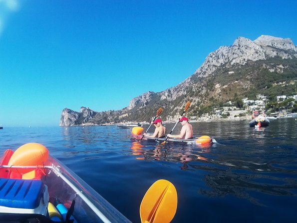chasing-syrens-transparent-kayak-winter-tours