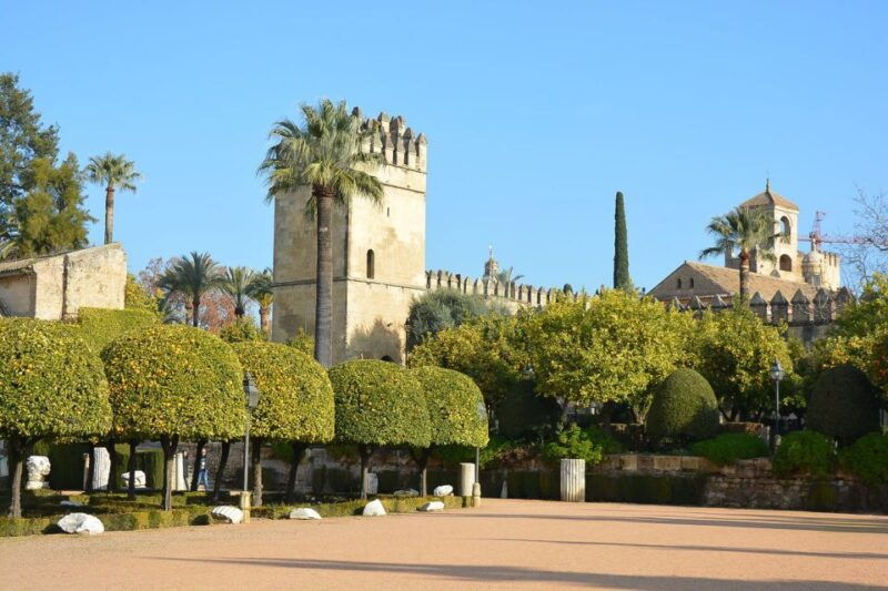 cordoba-gardens-fortress-of-catholic-monarchs-guided-tour