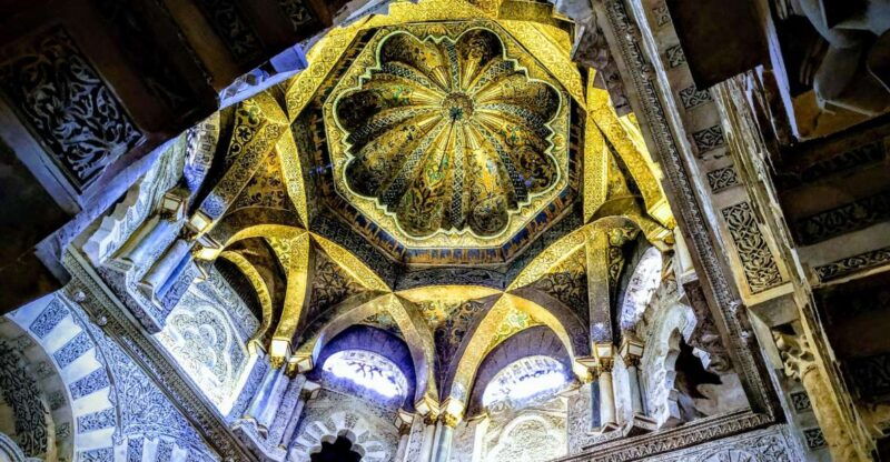 cordoba-mosque-cathedral-alcazar-guided-tour