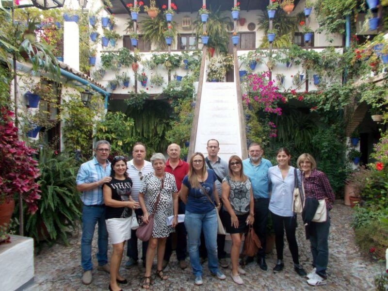 cordobas-authentic-patios-2-hour-tour-with-tickets-3