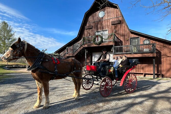cozy-farm-experience-with-wagon-wheels-and-acoustic-meal