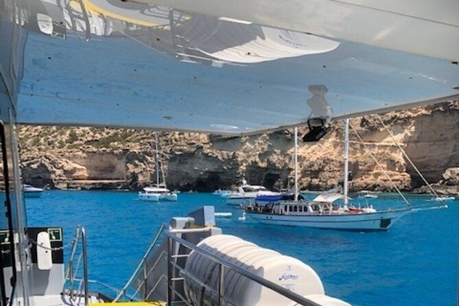 crystal-waters-sea-experience-from-figueretas