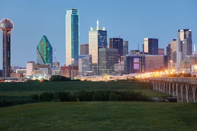dallas-private-custom-walking-tour-with-a-guide-private-tour