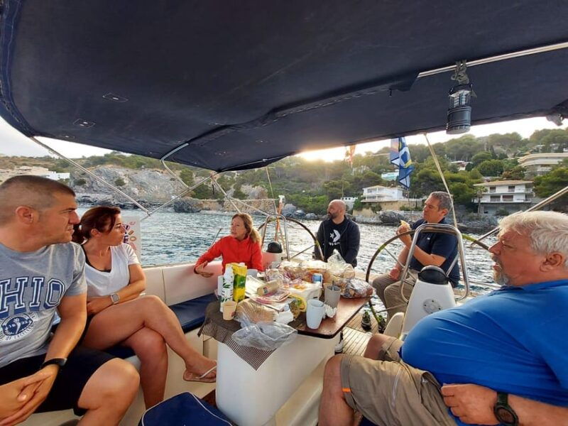 day-charter-benalmadena-views-of-the-city-in-a-sailboat