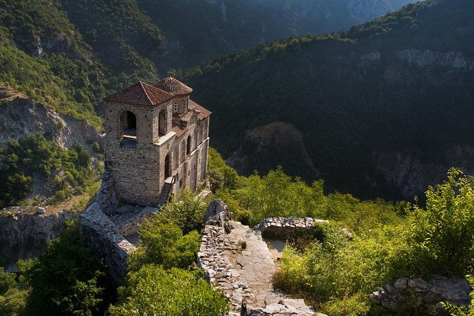 day-tour-from-plovdiv-nature-forgotten-village-experiences