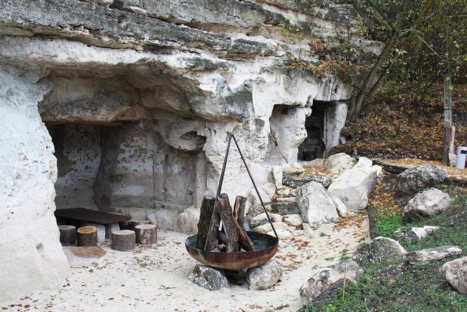 day-tour-old-orhei-monasteries-complex-with-branesti-cellar
