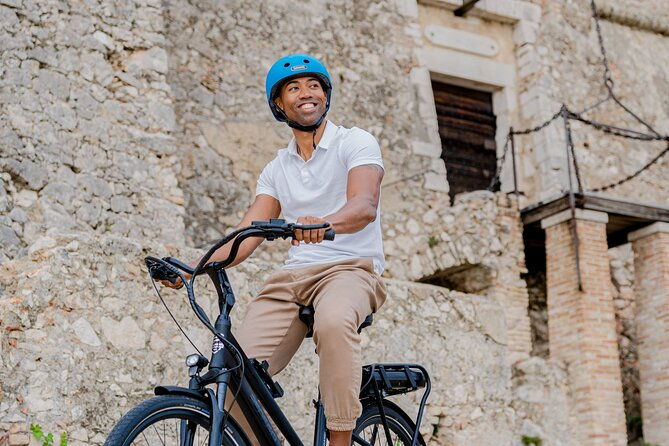 day-trip-nice-to-antibes-along-the-sea-by-electric-bike