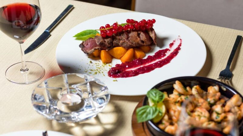 dinner-in-the-dark-with-spanish-cuisine
