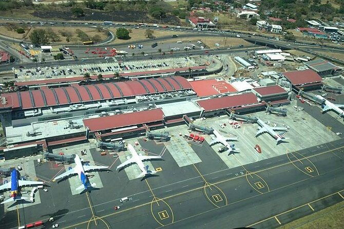 direct-shared-shuttle-from-san-jose-juan-santamaria-airport-to-monteverde