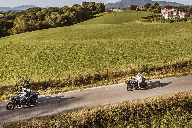 discovery-of-the-basque-country-by-sidecar-with-private-driver