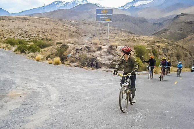 downhill-tour-mountain-bike-in-arequipa