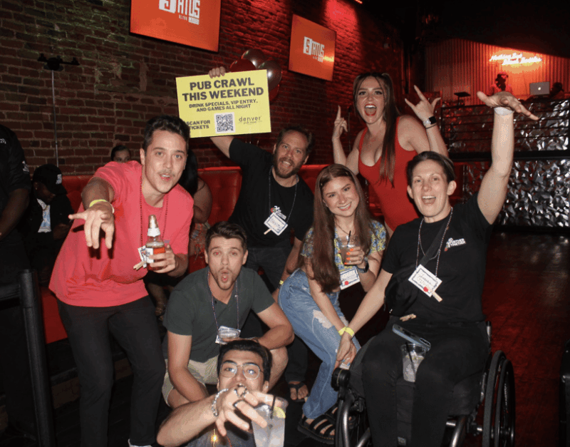 downtown-denver-pub-crawl-food-drinks-included