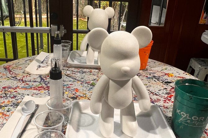 drip-bear-paint-sip-experience