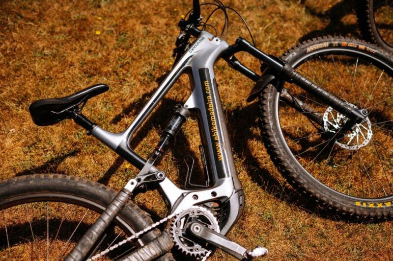 e-bike-guided-tour-belle-vue-mountain-biking