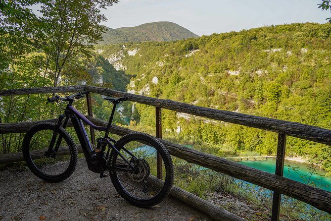 e-bike-tour-plitvice-big-waterfall-viewpoints-titos-villa