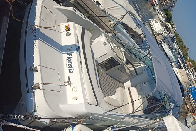 excursion-boat-trip-to-the-islands-of-lerins-and-cannes