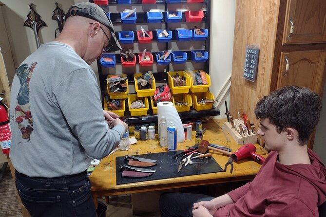 experience-to-forge-a-railroad-spike-knife-in-ferry-township