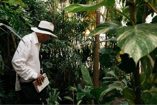 explore-a-historic-walking-tour