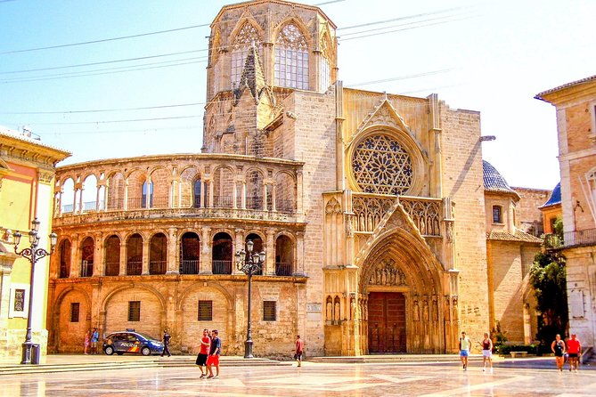 explore-valencias-art-and-culture-with-a-local