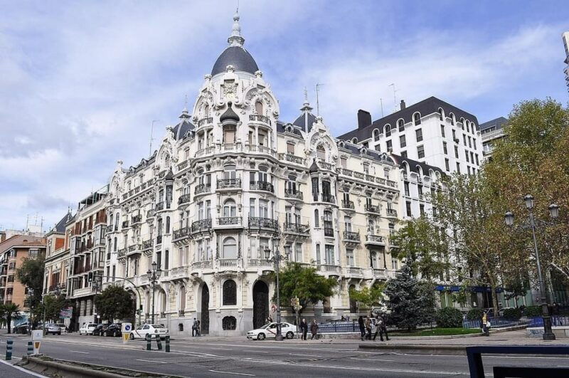exploring-madrid-family-walking-tour