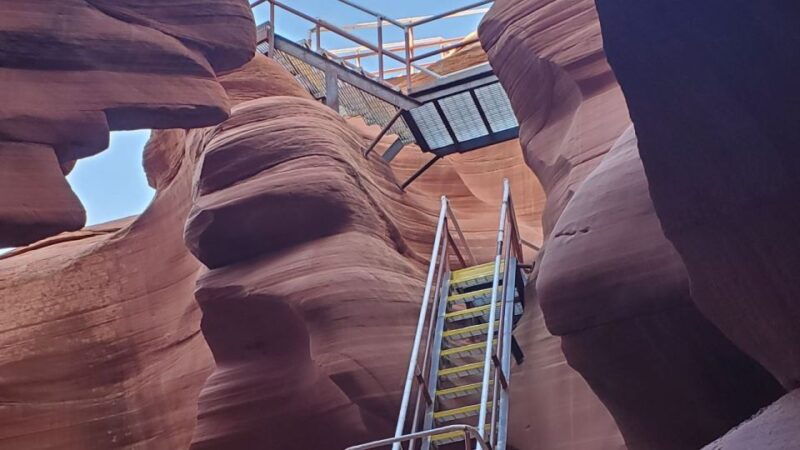 flagstaff-sedona-lower-antelope-canyon-day-trip