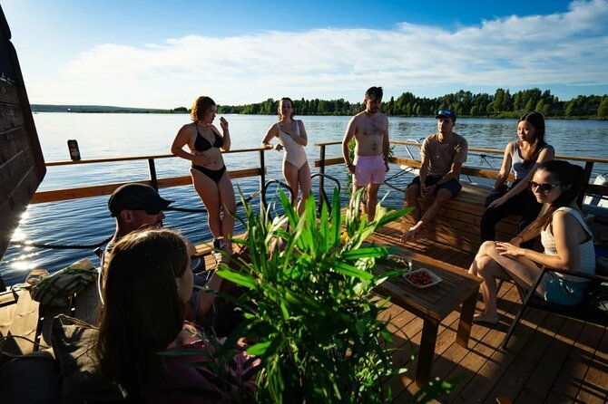 floating-sauna-with-barbecue-and-swimming-experience-in-finland
