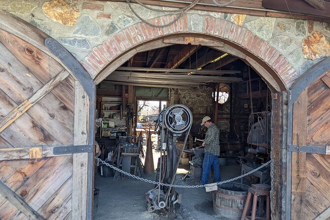 folsom-scavenger-hunt-walking-tour-and-game