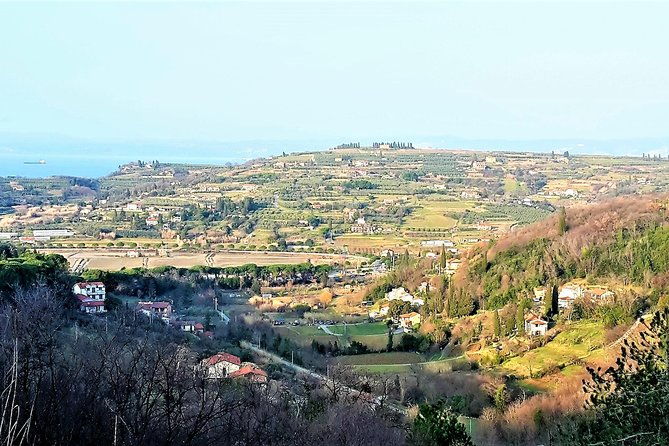 footpath-above-lucija-to-lucan